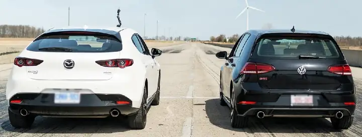 So Sánh Mazda 3 Và Volkswagen Golf Gti: Đánh Giá Toàn Diện