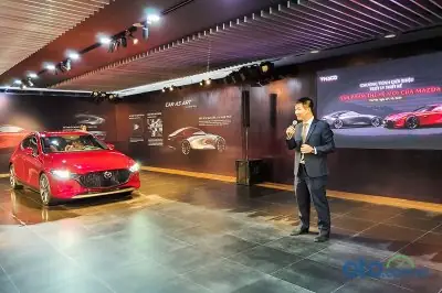 Hướng Dẫn Xả Kho Mazda 3: Chọn Phiên Bản, Ưu Đãi & Kiểm Tra Xe