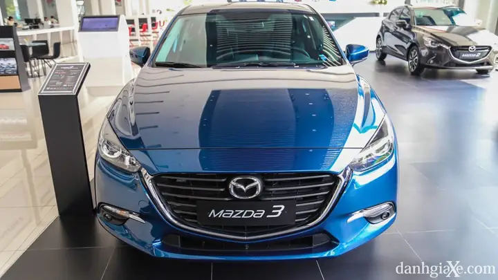 Mazda 3 Xanh Cửu Long: Khám Phá Sắc Màu Độc Đáo Và Những Điều Cần Biết