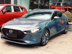 Mazda 3 Xanh Cửu Long: Khám Phá Sắc Màu Độc Đáo Và Những Điều Cần Biết