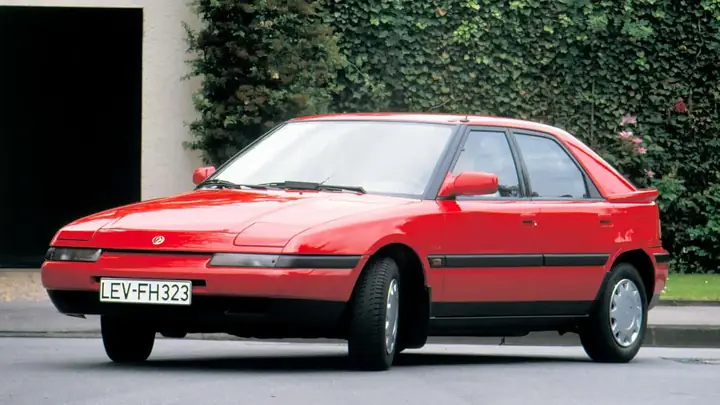 Khám Phá Mazda 323 1994: Thông Số, Mẫu Xe Và Giá Tham Khảo