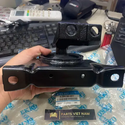 Mazda 323 Đời 2000: Mấy Chấm, Tình Trạng Và Những Điều Cần Biết