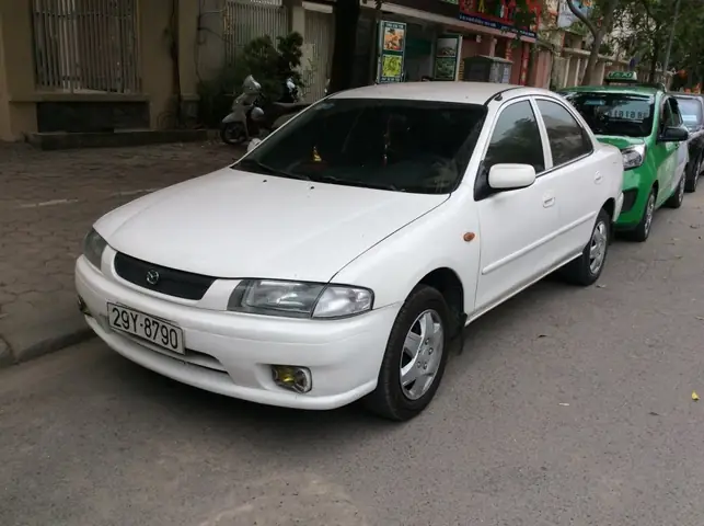 Mazda 323 Đời 2001: Đánh Giá Toàn Diện & Liệu Có Còn Tốt Cho Hiện Tại?
