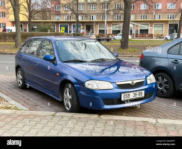 Mazda 323f Family: Dòng Xe Gia Đình Đa Năng Thập Niên 90 Mazda 323f Family: Dòng Xe Gia Đình Đa Năng Thập Niên 90