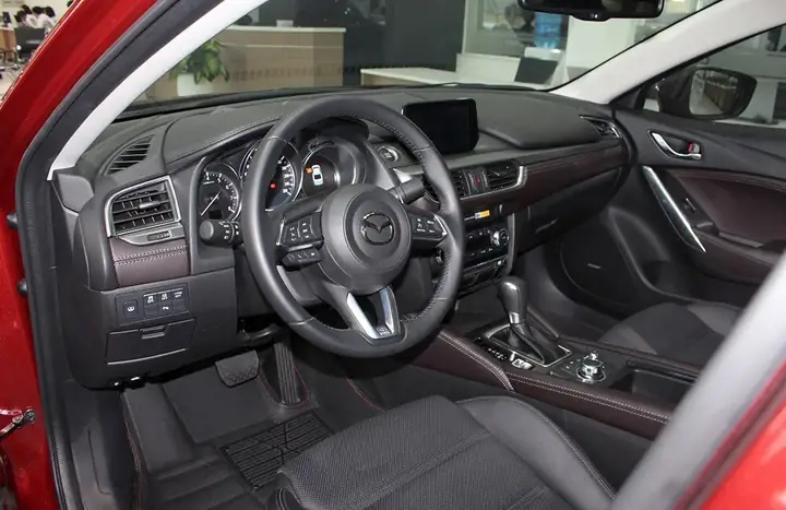 Mazda 6 2017: Nâng Cấp Nội Thất Nào Đáng Đồng Tiền Bát Gạo?