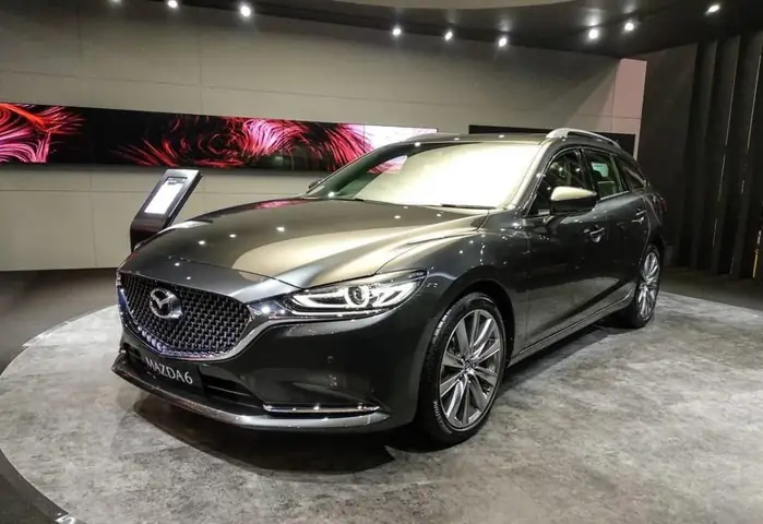 So Sánh Giá Và Tính Năng Mazda 6 2018 Để Chọn Mua Tốt