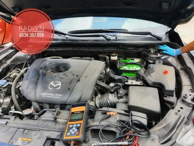 Mazda 6 Bi Lội I-stop: Hiểu Rõ Công Nghệ Tiết Kiệm Nhiên Liệu Cho Xe Sang