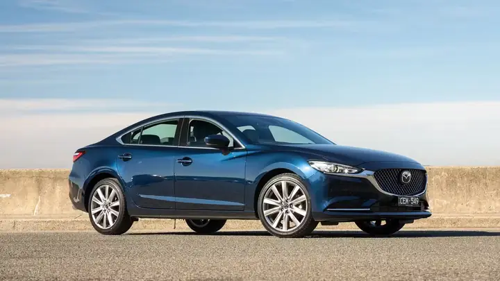 Mazda 6 Blue: Các Tên Màu Xanh Chính Thức & Đặc Điểm Mazda 6 Blue: Các Tên Màu Xanh Chính Thức & Đặc Điểm