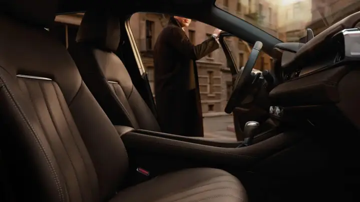 Khám Phá Da Nappa Mazda 6 – Tất Cả Màu Sắc & Cách Bảo Quản