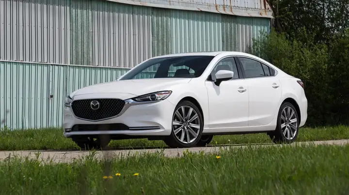 Mazda 6: Đánh Giá Toàn Diện Từ Car And Driver - Sự Lựa Chọn Nào Cho Bạn?