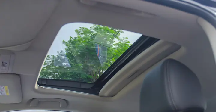 Mazda 6 Có Cửa Sổ Trời: Thông Tin Chi Tiết Cho Người Tìm Hiểu