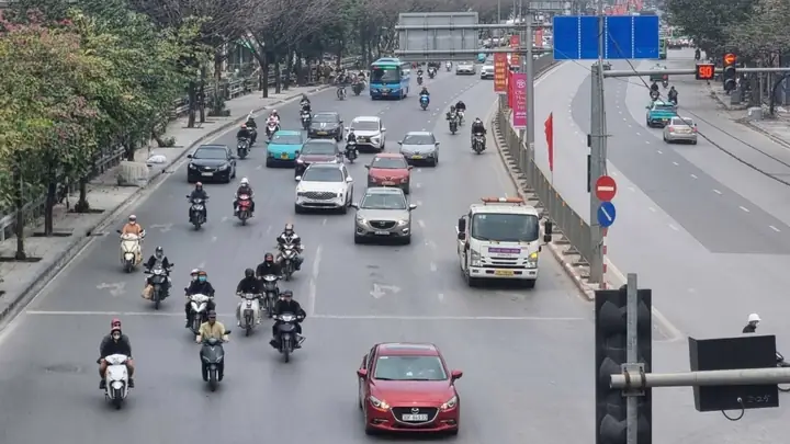 Mazda 6 Đa Nhánh Ghen: Mẫu Xe Sang Trọng Tích Hợp Công Nghệ Đa Lớp