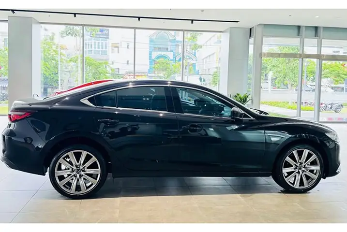 Mazda 6 Nên Đổ Xăng Gì Để Vận Hành Tối Ưu?