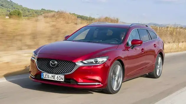 Giá Mazda 6 2026: Đánh Giá Chi Tiết Các Phiên Bản Và Lựa Chọn Tối Ưu