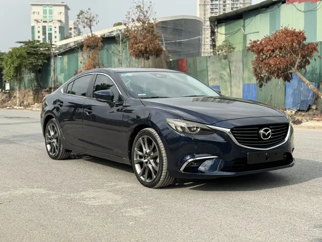 Mazda 6 Premium 2.0 Xanh 42m: Đánh Giá Chi Tiết Và Kinh Nghiệm Sử Dụng