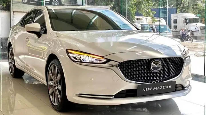 Đánh Giá Chi Tiết Mazda 6: Sự Tinh Tế Cho Người Dùng Thành Thị