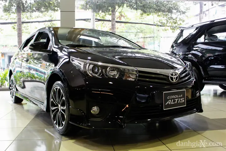 So Sánh Toyota Altis Và Mazda 6 – Đánh Giá Toàn Diện Cho Người Mua