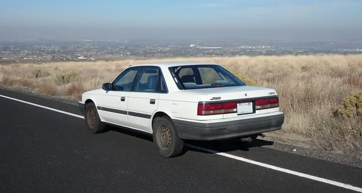 Khám Phá Mazda 626 1989: Đánh Giá, Giá Và Cách Mua Đời Hợp Lý