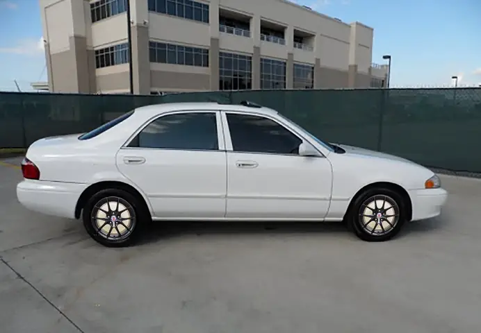 Mazda 626 Đời 1997 Có Gì Đáng Chú Ý?