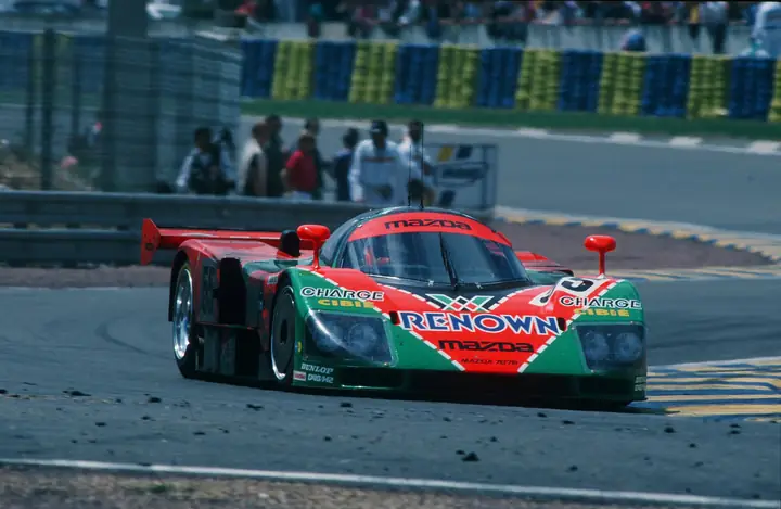 Khám Phá Mazda 787b – Xe Đua Rotary Huyền Thoại