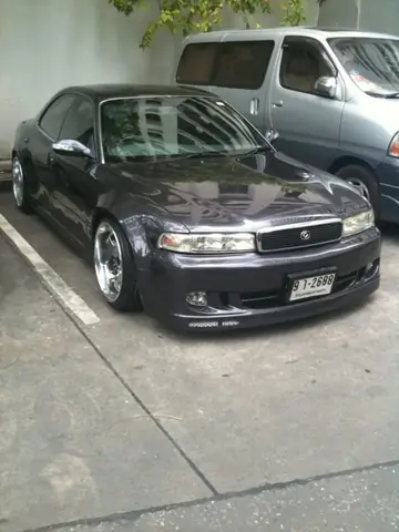 Mazda 929 Độ: Tất Tần Tật Về Dòng Xe Sedan Biểu Tượng Của Mazda