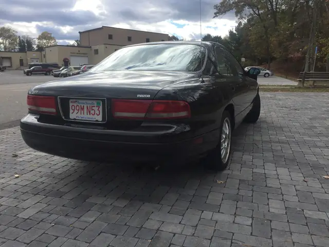 Khám Phá Mazda 929 1994: Đánh Giá, Thông Số & Giá Bán