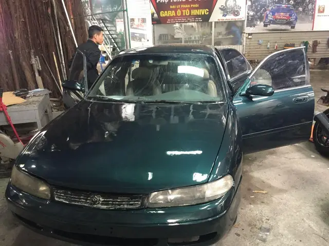 Mua Mazda 929 Giá Rẻ: Hướng Dẫn Chọn Xe Cũ Phù Hợp