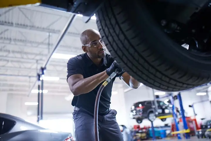 Dịch Vụ Ô Tô Mazda: Top 5 Dịch Vụ Bảo Dưỡng Và Sửa Chữa Quan Trọng