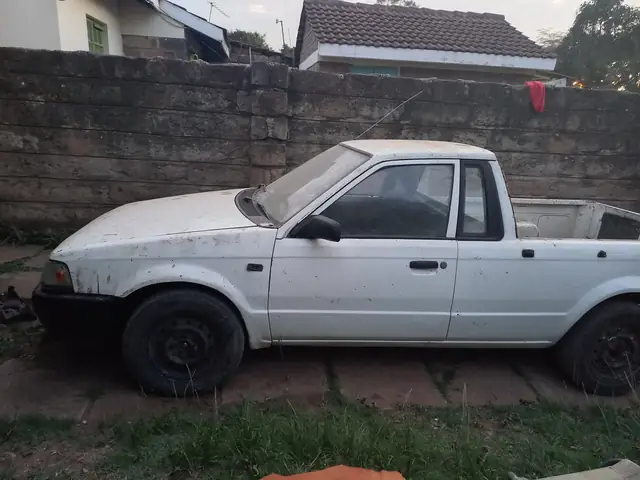 Mua Ford Bantam & Mazda Rustler: So Sánh Giá, Ưu Điểm, Địa Chỉ Uy Tín