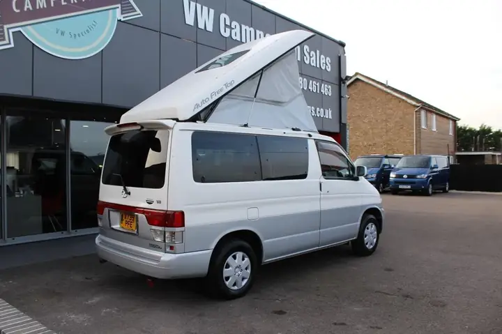 Mazda Bongo Auto Free Top Camper: Khám Phá Thế Giới Tự Do Với Hành Trình Cắm Trại Linh Hoạt