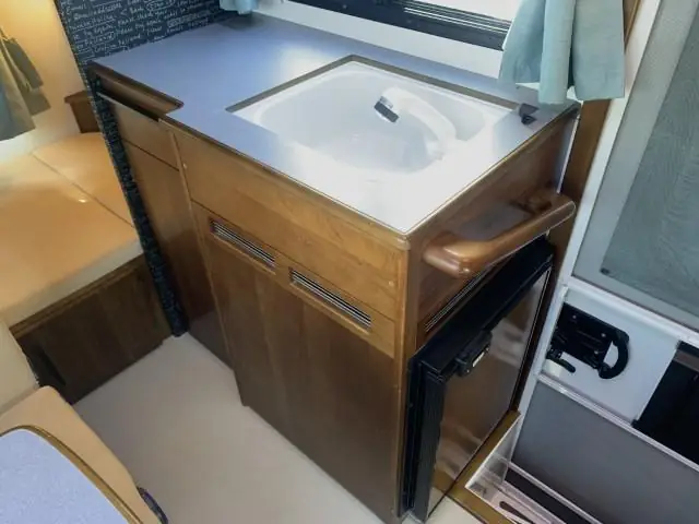 Mazda Bongo Toilet - Hướng Dẫn Lắp Đặt Và Sử Dụng Chi Tiết Mazda Bongo Toilet - Hướng Dẫn Lắp Đặt Và Sử Dụng Chi Tiết