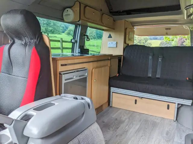 Nâng Cấp Mazda Bongo: Hướng Dẫn Chi Tiết Từ Động Cơ Đến Nội Thất