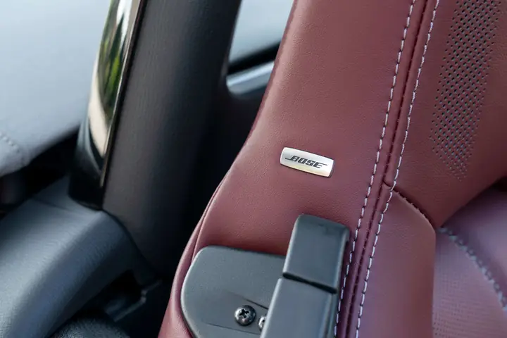Mazda Bose Audiopilot Là Gì? Công Nghệ Điều Chỉnh Âm Lượng Thông Minh Trên Xe Mazda