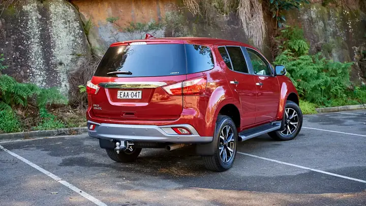 Tìm Hiểu Mazda Bt-50: Đánh Giá, Thông Số & Lựa Chọn Cho Gia Đình