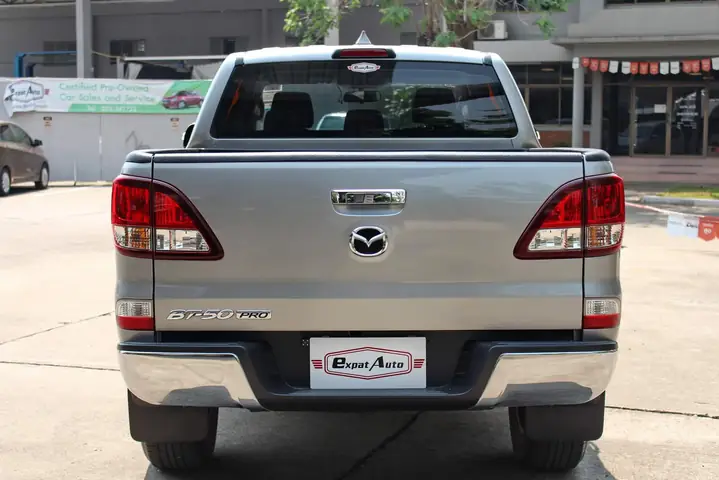 Mazda Bt-50 Back: Tổng Quan Thiết Kế Và Công Năng Phần Đuôi Xe