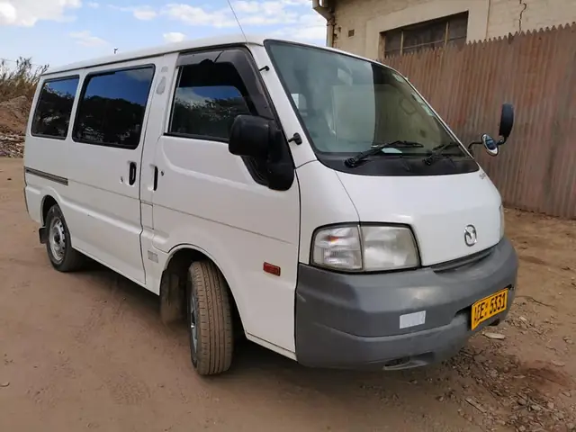 Hướng Dẫn Mua Mazda Bus – So Sánh Mẫu, Giá & Kênh Mua Uy Tín