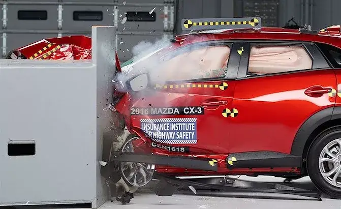 Đánh Giá Mức An Toàn Mazda Cx‑3 Cho Người Mua Suv Nhỏ