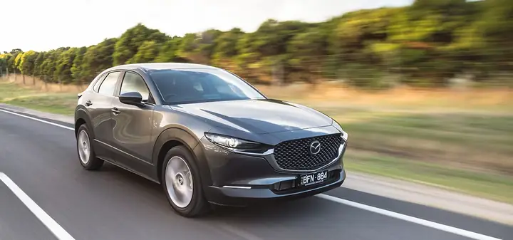 Mazda Cx-30 Polymetal Grey: Vẻ Đẹp Lạ Lùng Và Sức Hút Khó Cưỡng