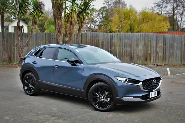 Mazda Cx-30 Polymetal Grey: Vẻ Đẹp Lạ Lùng Và Sức Hút Khó Cưỡng
