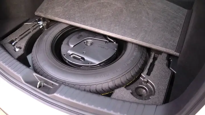 Mazda Cx-5: Có Nên Trang Bị Lốp Dự Phòng Full Size Hay Không?
