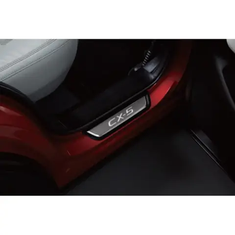 Đánh Giá Chi Tiết Mazda Cx-5 Illuminated Door Sills: Nâng Tầm Sang Trọng Cho Xế Yêu