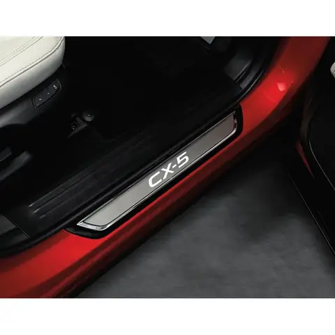 Đánh Giá Chi Tiết Mazda Cx-5 Illuminated Door Sills: Nâng Tầm Sang Trọng Cho Xế Yêu