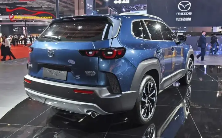 Giá Xe Mazda 6 2026: Lăn Bánh, Khuyến Mãi T4/2026