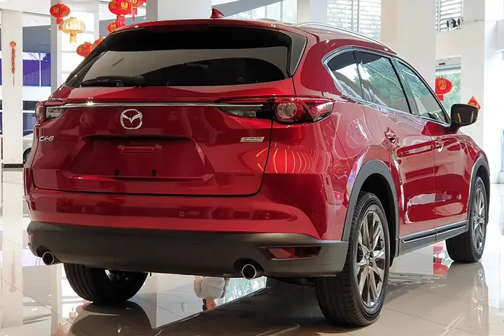 Mazda Cx-8 Back: Đánh Giá Chi Tiết Thiết Kế Và Không Gian Phía Sau