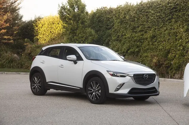 Mazda Cx-3 2017: Giá Bao Nhiêu, Có Nên Mua Và Đánh Giá Chi Tiết