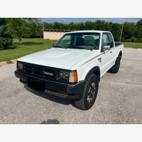 Mazda D1500: Tìm Hiểu Xe Tải, Xe Buýt Cũ