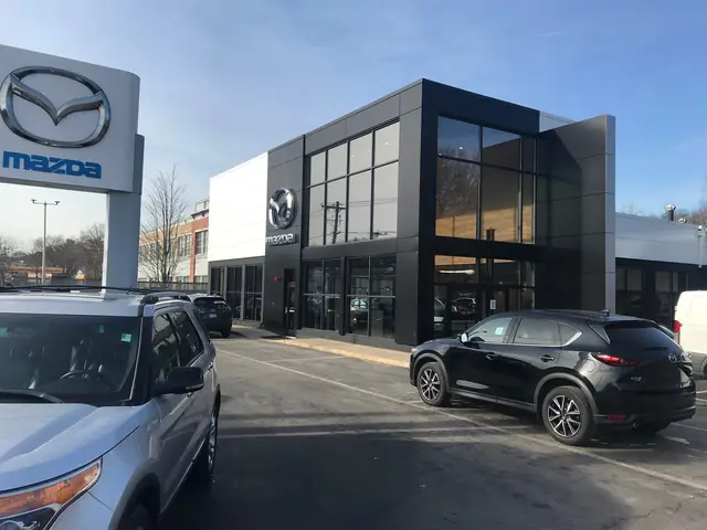 Đại Lý Mazda Wellesley: Xe Mới, Đã Qua Sử Dụng Gần Boston