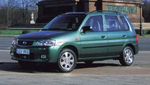 Đánh Giá Chi Tiết Mazda Demio 2003: Ưu Nhược Điểm & Lỗi