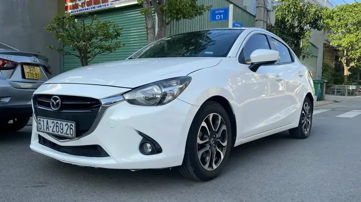 Xe Mazda Cũ Dưới 400 Triệu: Mẫu & Giá