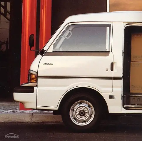 Mazda E2000 2000: Kích Thước Chi Tiết & Thông Số Kỹ Thuật